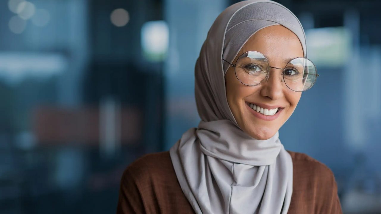 Why a Specialized Oral Center is Best for Full Mouth Reconstruction