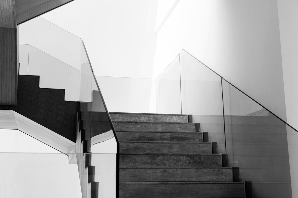 The Glass Handrail Installation Mistakes That Lead To Cracks